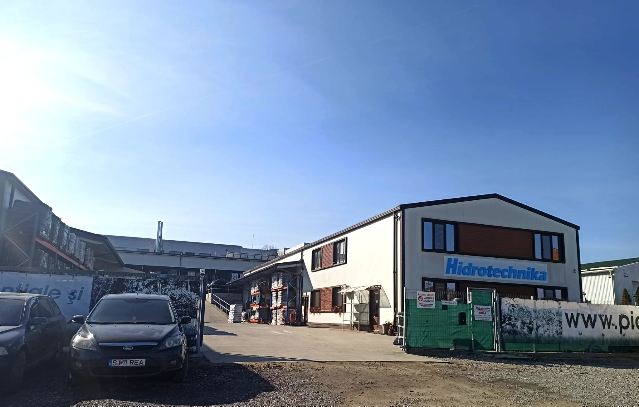 hidrotechnika-sediu-mogosoaia-irigatii-curat Sediul Hidrotechnika din Mogoșoaia – echipamente pentru irigații